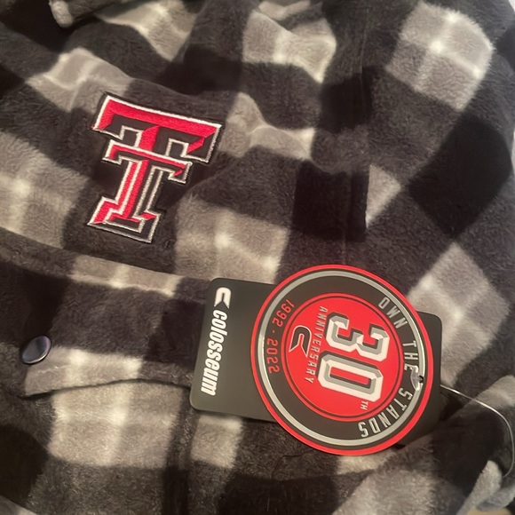 NWT Men’s Texas Tech Fleece Shirt Jacket - Picture 2 of 5